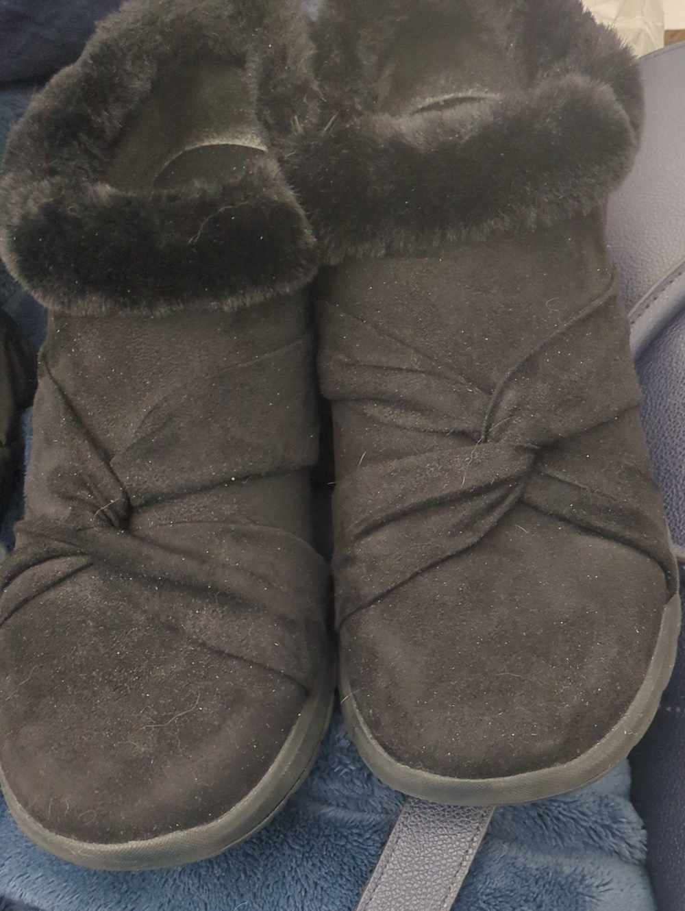 Bzees Black Faux Fur Lined Slip-On Women's Shoes